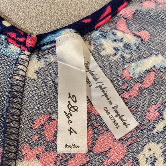 2 dye 4 - pretty floral sleeveless top. Size M - Picture 3 of 9